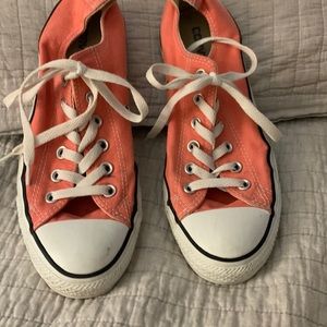 Converse size 9 coral / pink